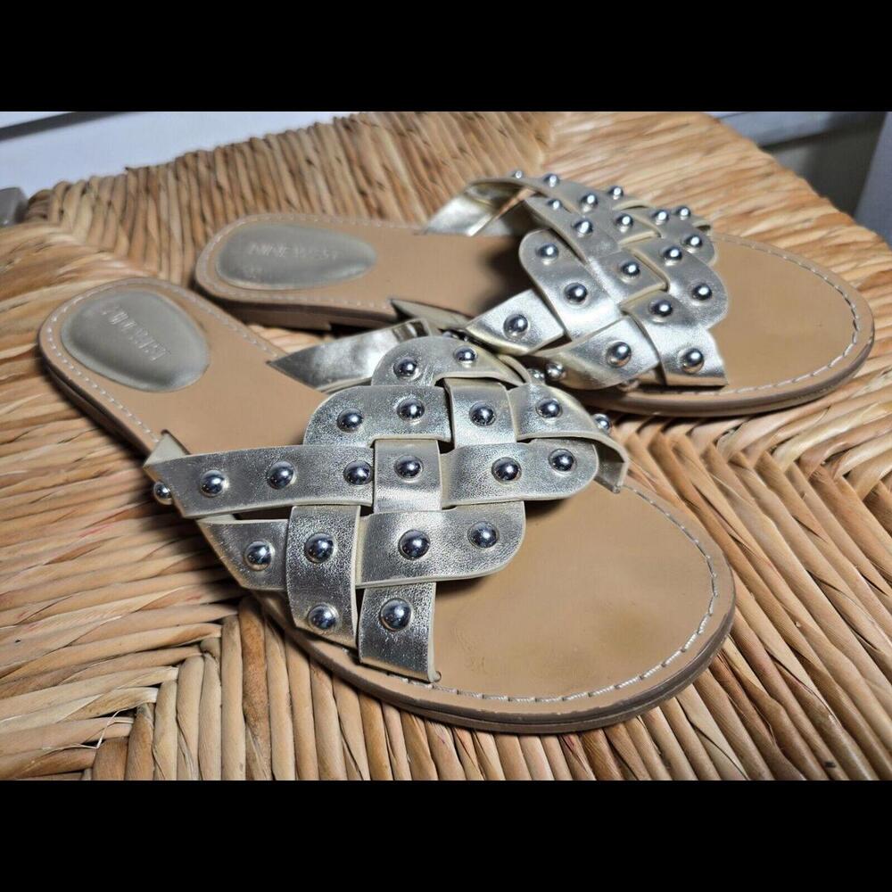 NINE WEST GOLD Braided Studded Slip On Open Toe Sandals Shoes Preppy Wmn 10M